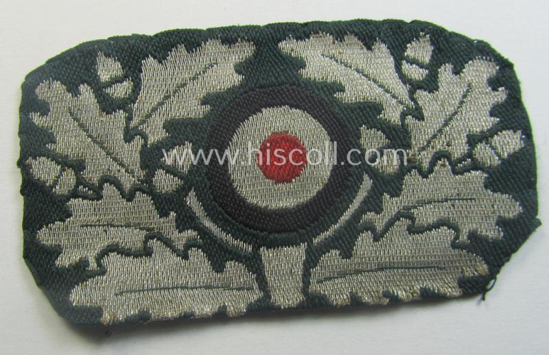 WH (Heeres) officers'-type cocarde (as executed in so-called: 'flat-wire'- ie. 'BeVo'-weave pattern) as was specifically intended for usage on the: WH 'Knautschmützen' ie. 'Alter-art'-visor-caps