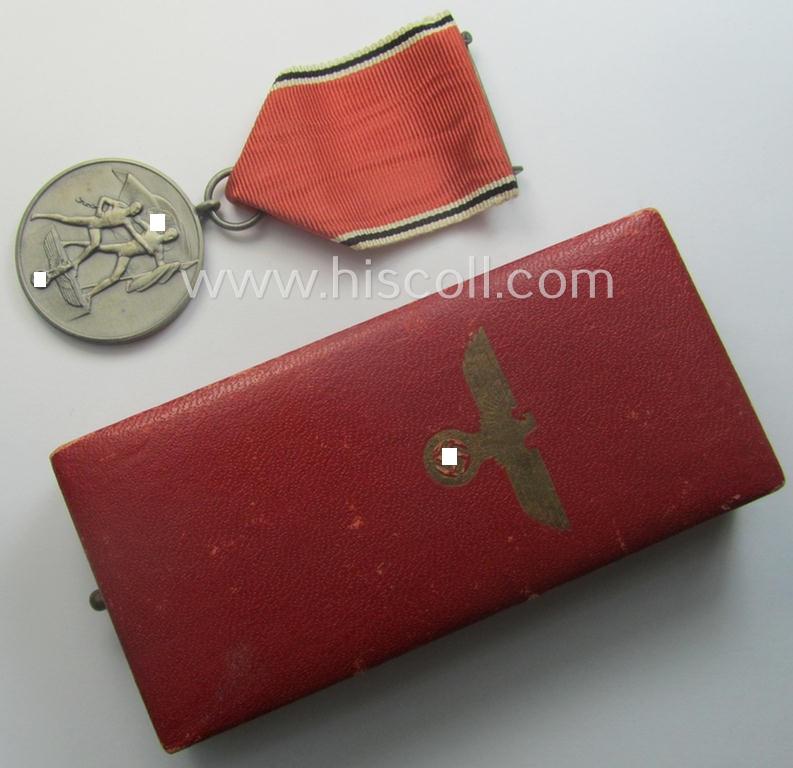 WH Austrian-occupation- (ie. 'Anschluss'-) medal: '1. März 1938' being a very attractive (and hardly tarnished) example that comes stored in its bright-red-coloured- and/or typical non-maker-marked etui as issued